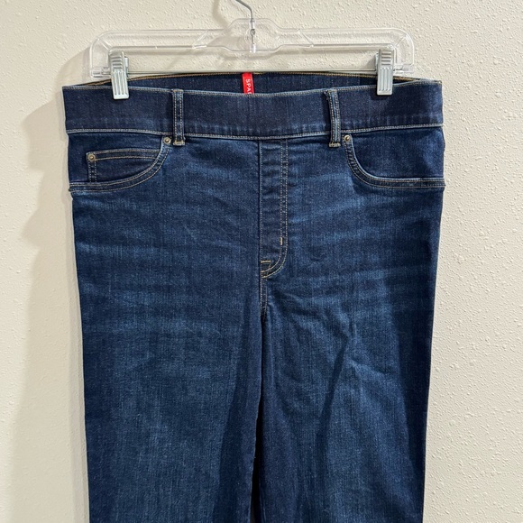 Spanx Size Large Midnight Shade Flare Wide Leg Jeans Pull On Stretch Comfort - Picture 6 of 6